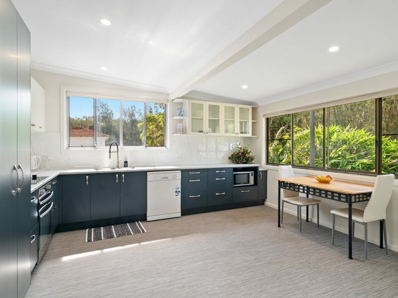 Photo - 19 Crown Street, Harrington NSW 2427 - Image 2