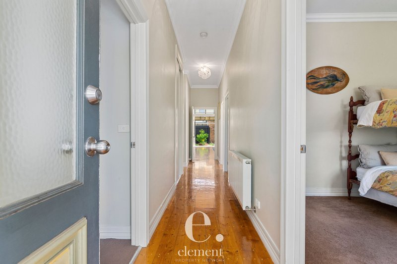 Photo - 1/9 Crows Road, Belmont VIC 3216 - Image 5