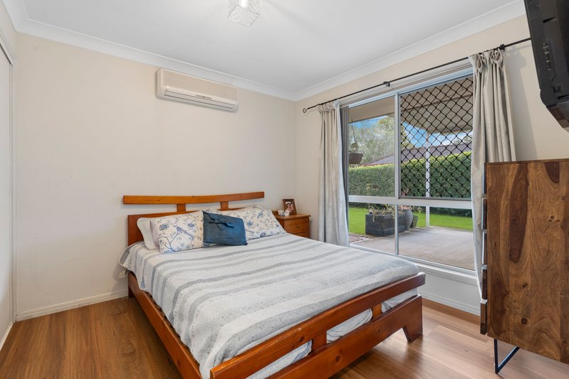 Photo - 19 Crozier Crescent, Meadowbrook QLD 4131 - Image 10
