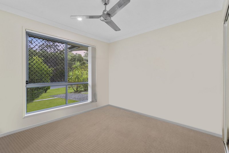 Photo - 19 Cypress Circuit, Coomera QLD 4209 - Image 11