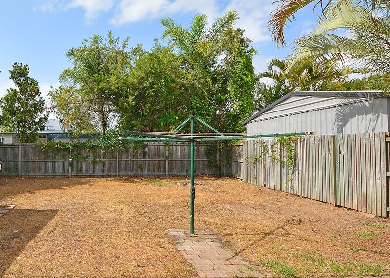 Photo - 19 Cypress St , Torquay QLD 4655 - Image 22