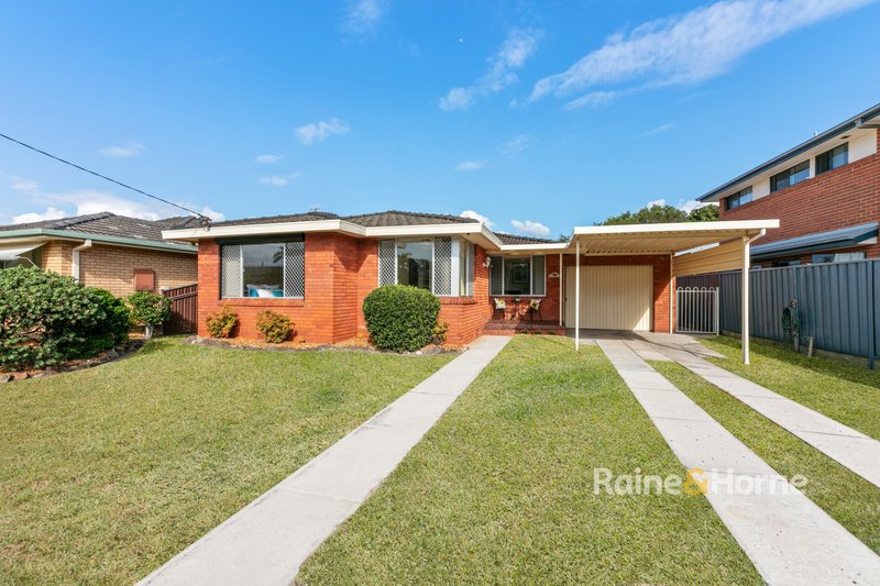 19 Daffodil Drive, Woy Woy NSW 2256