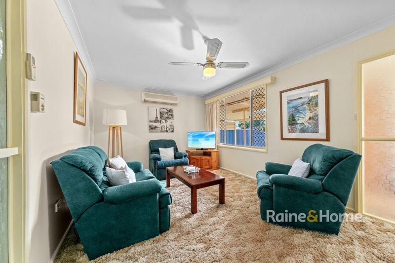 Photo - 19 Daffodil Drive, Woy Woy NSW 2256 - Image 6