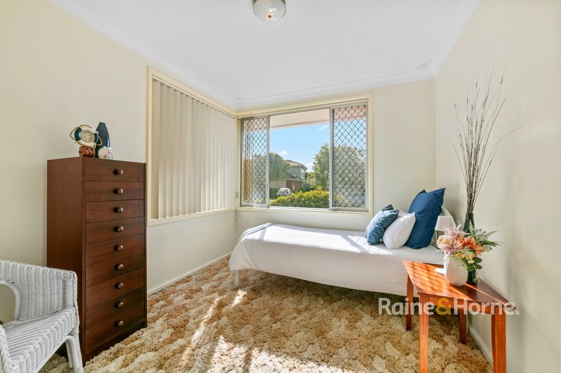 Photo - 19 Daffodil Drive, Woy Woy NSW 2256 - Image 8