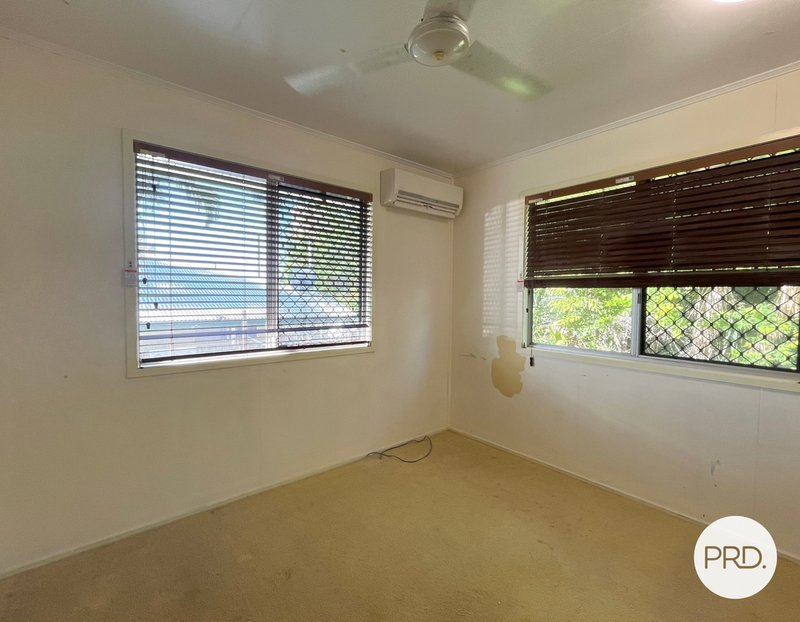 Photo - 19 Dalton Street, Clinton QLD 4680 - Image 5