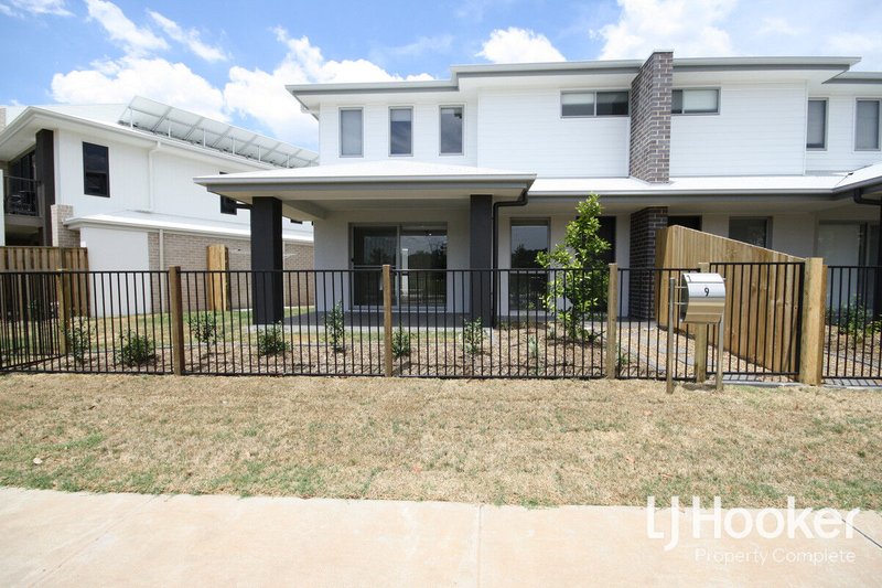 Photo - 1/9 Daniels Lane, Yarrabilba QLD 4207 - Image 2