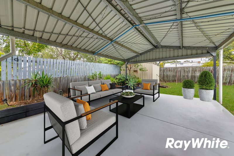 Photo - 19 David Street, North Booval QLD 4304 - Image 13