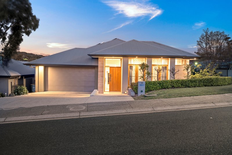 19 Dawbiney Avenue, Craigburn Farm SA 5051