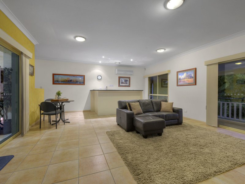 Photo - 19 Dawneta Court, Warner QLD 4500 - Image 16