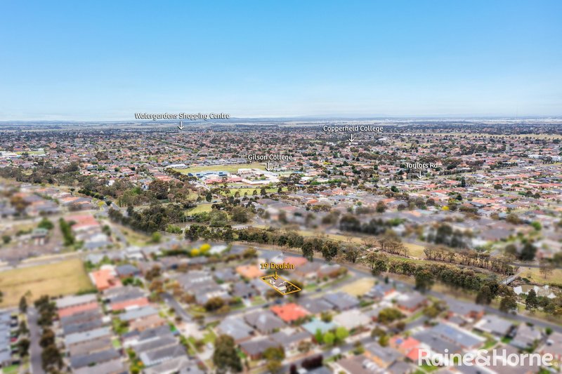 Photo - 19 Deakin Grove, Burnside Heights VIC 3023 - Image 16