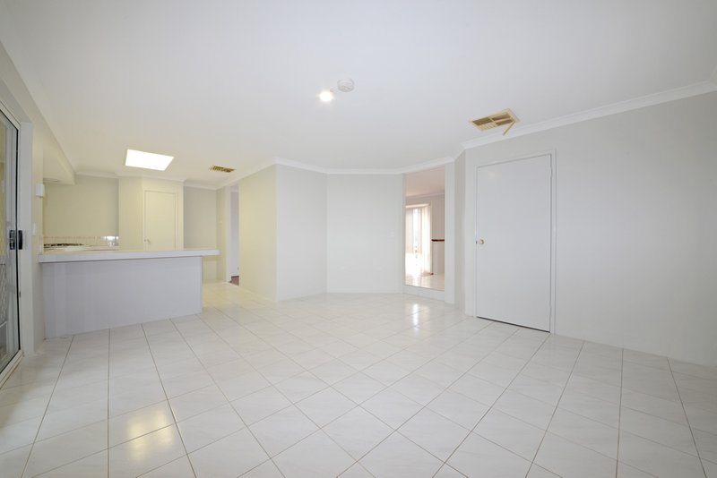 Photo - 19 Delany Mews, Clarkson WA 6030 - Image 7