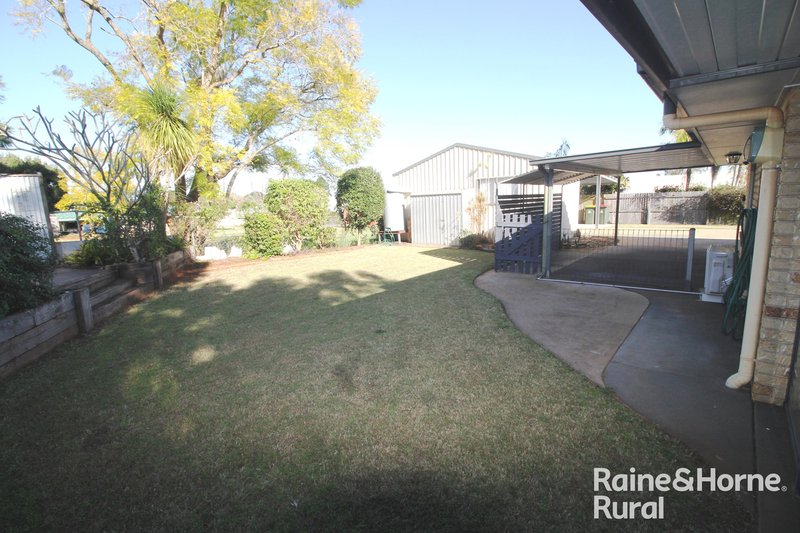 Photo - 19 Dell Court, Kingaroy QLD 4610 - Image 15