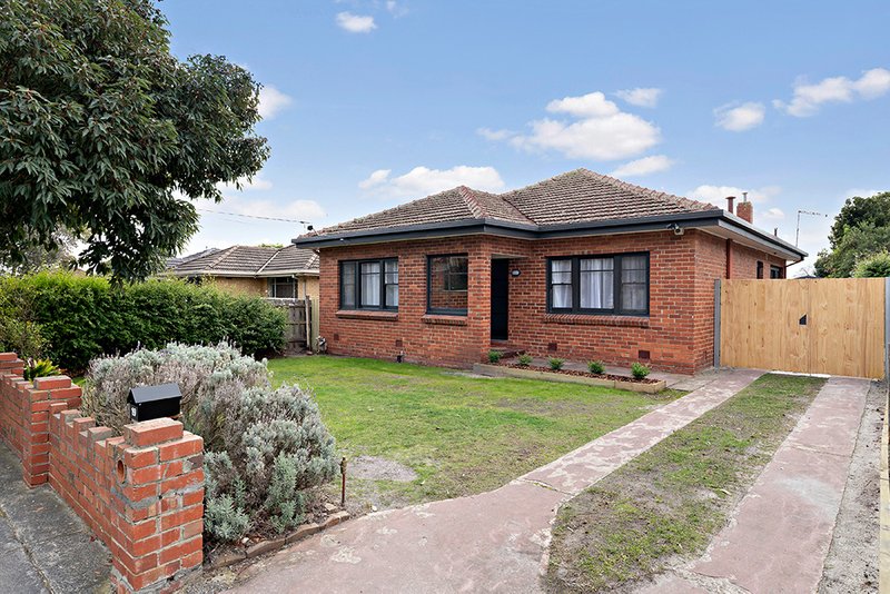 Photo - 19 Dell Road, Frankston VIC 3199 - Image 1