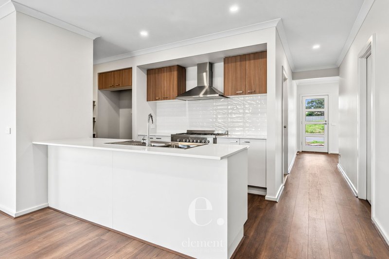 Photo - 19 Delmare Drive, Leopold VIC 3224 - Image 4