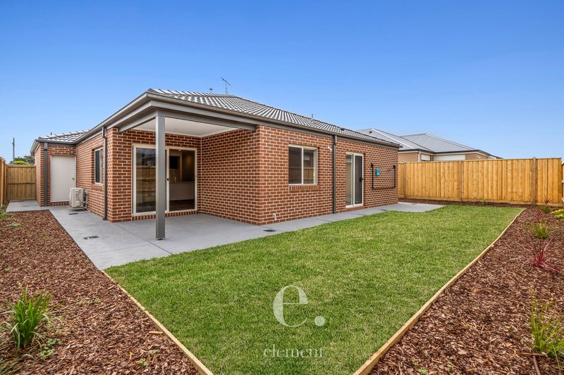 Photo - 19 Delmare Drive, Leopold VIC 3224 - Image 8