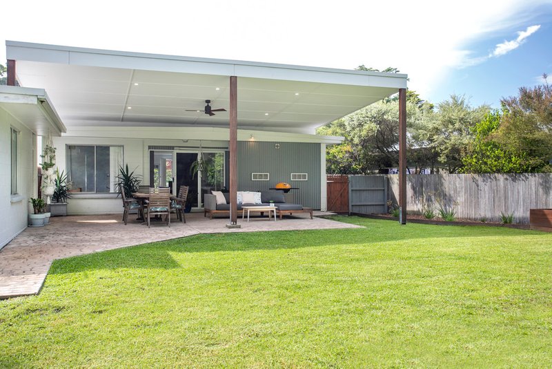 Photo - 19 Dermal Street, Lake Tabourie NSW 2539 - Image 4