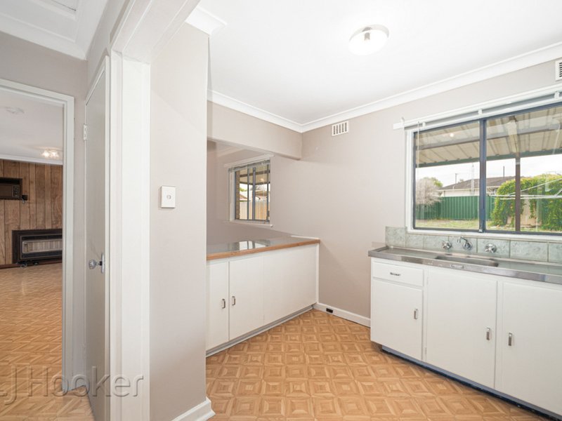 Photo - 19 Devenish Road, Lockridge WA 6054 - Image 7