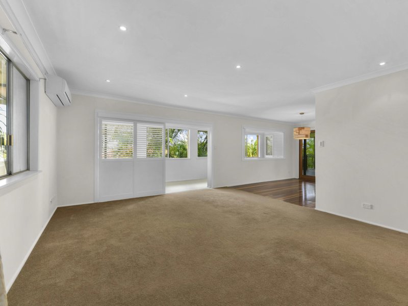 Photo - 19 Devona Street, Aspley QLD 4034 - Image 7