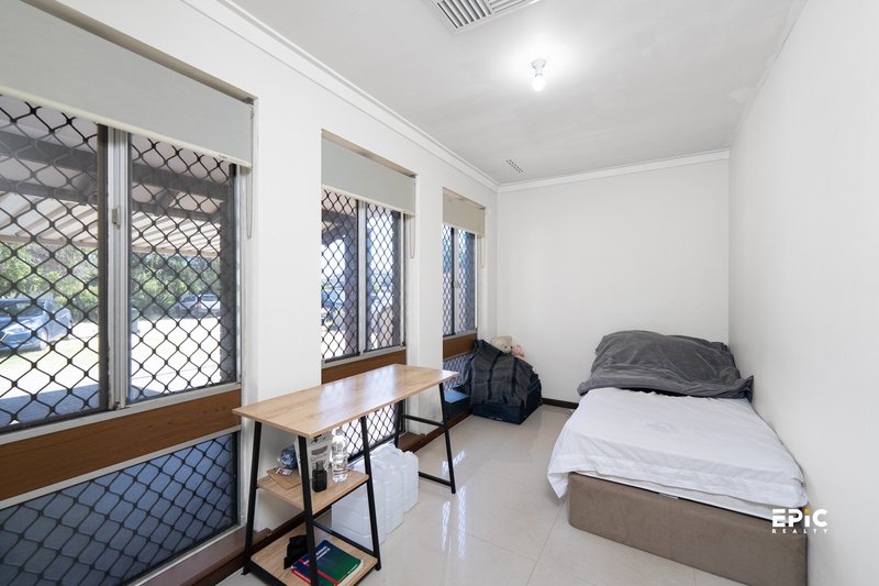 Photo - 19 Dewey Street, Shelley WA 6148 - Image 11