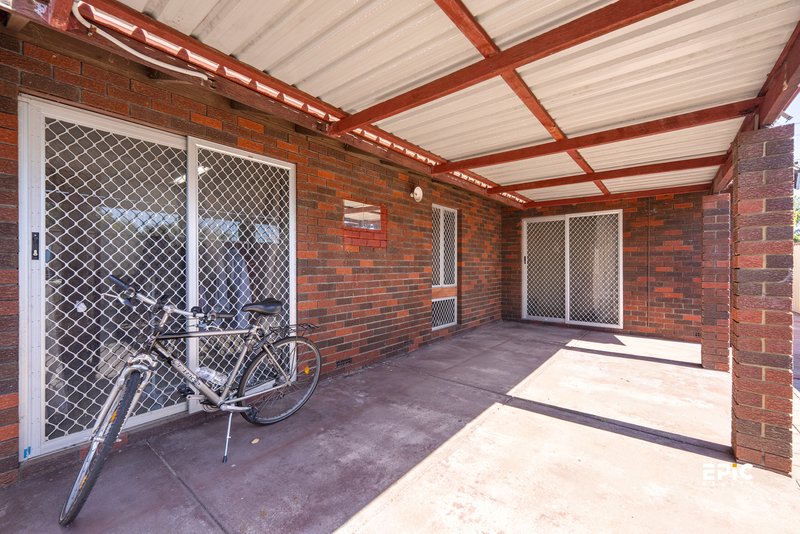 Photo - 19 Dewey Street, Shelley WA 6148 - Image 15