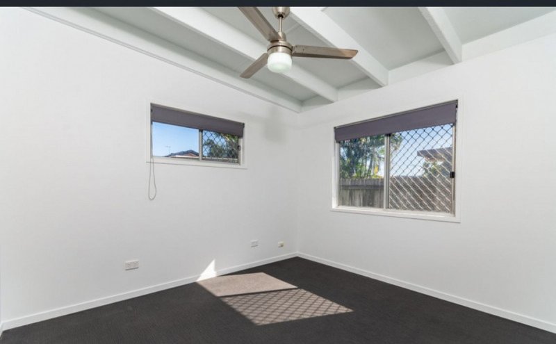 Photo - 19 Dianthus Avenue, Banksia Beach QLD 4507 - Image 9