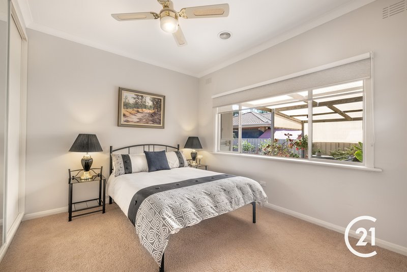 Photo - 19 Diggora Road, Rochester VIC 3561 - Image 6