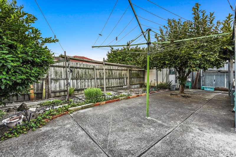 Photo - 19 Dome Court, Springvale South VIC 3172 - Image 17