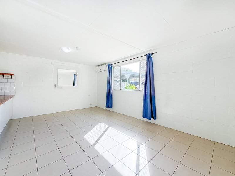 Photo - 19 Dunns Terrace, Scarborough QLD 4020 - Image 4