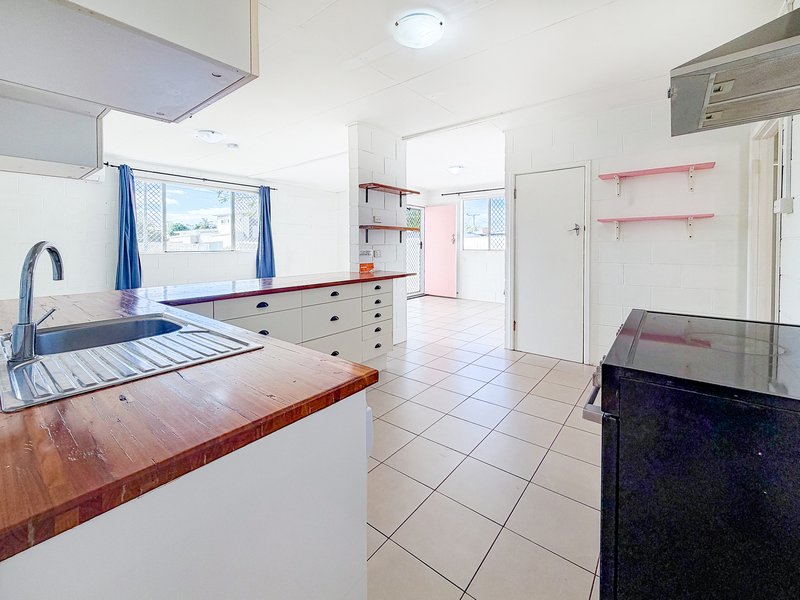Photo - 19 Dunns Terrace, Scarborough QLD 4020 - Image 6