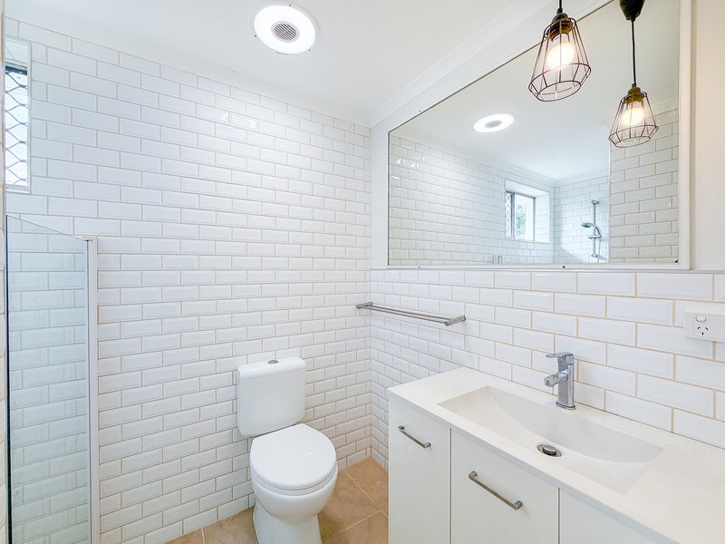 Photo - 19 Dunns Terrace, Scarborough QLD 4020 - Image 8