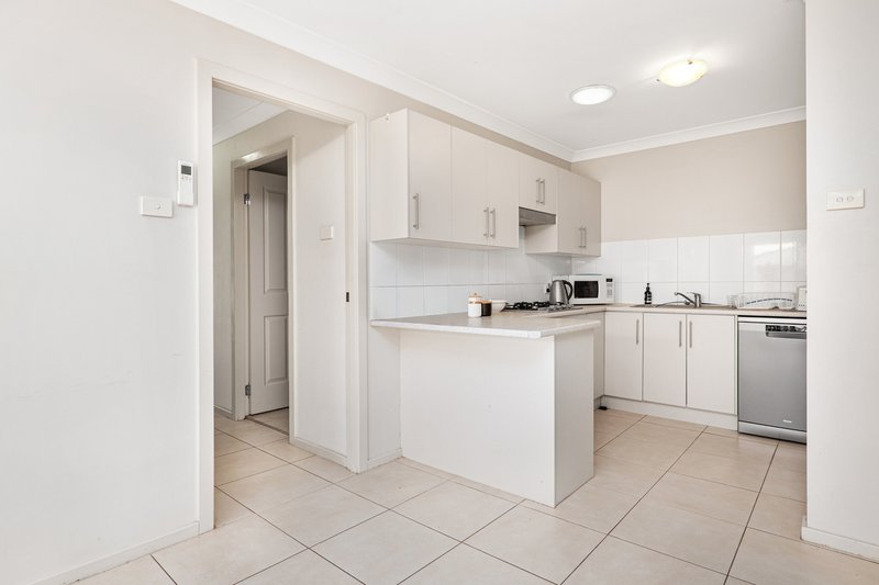 Photo - 1/9 Durban Crescent, East Maitland NSW 2323 - Image 5