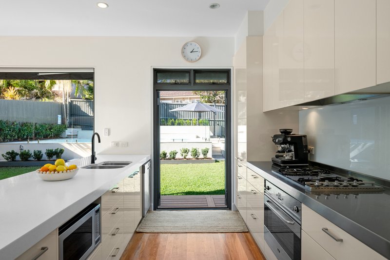 Photo - 19 Ebor Road, Palm Beach NSW 2108 - Image 4