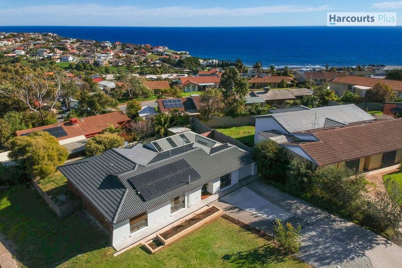 Photo - 19 Elena Crescent, Hallett Cove SA 5158 - Image 2