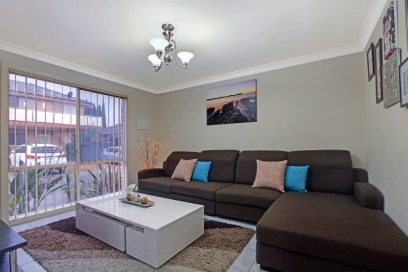 Photo - 19 Elinda Place, Reservoir VIC 3073 - Image 2