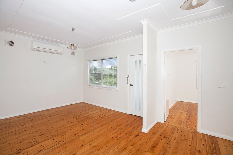 Photo - 19 Elizabeth Street, Cardiff South NSW 2285 - Image 3