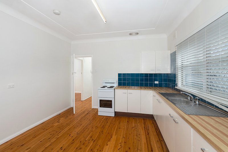 Photo - 19 Elizabeth Street, Cardiff South NSW 2285 - Image 4