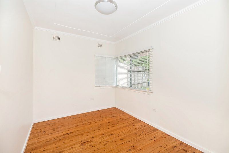 Photo - 19 Elizabeth Street, Cardiff South NSW 2285 - Image 9