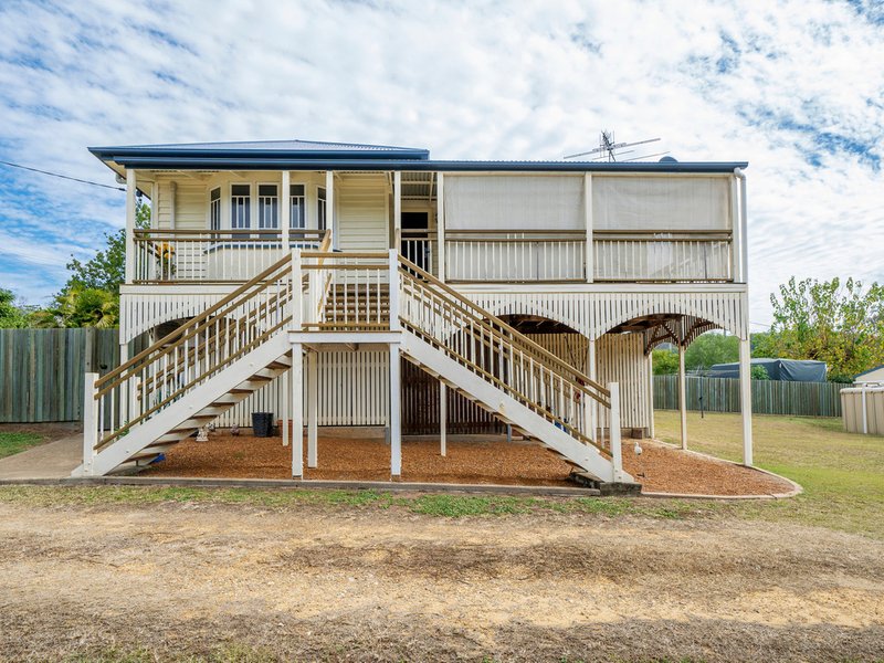 19 Elizabeth Street, Esk QLD 4312