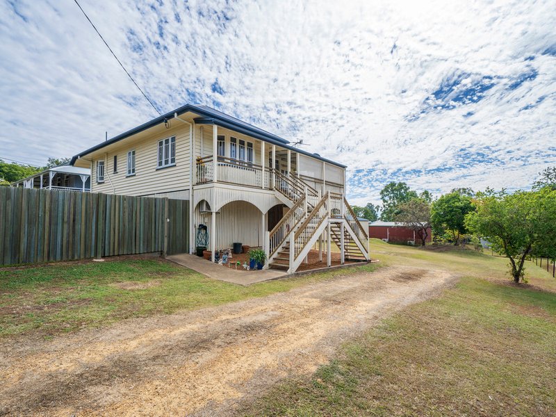 Photo - 19 Elizabeth Street, Esk QLD 4312 - Image 2