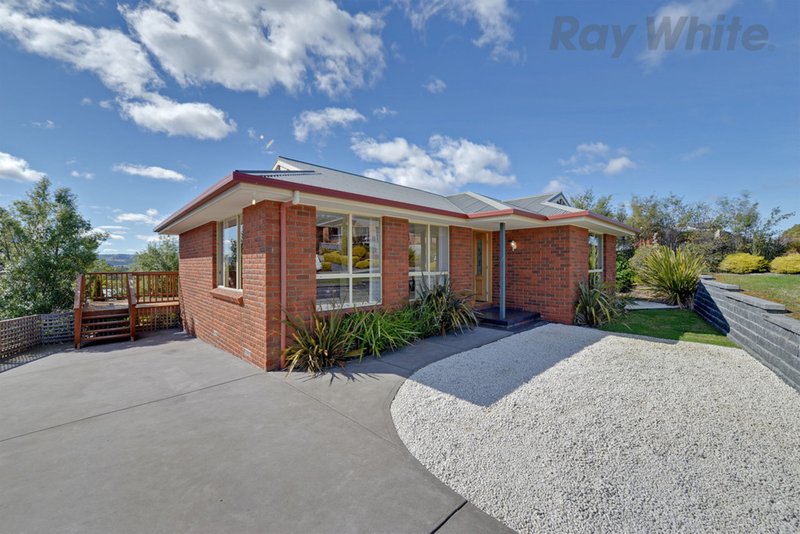 19 Elmac Cresent , Austins Ferry TAS 7011