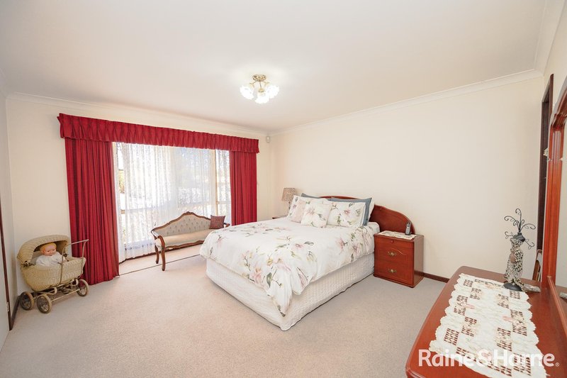 Photo - 19 Elvey Place, Usher WA 6230 - Image 13