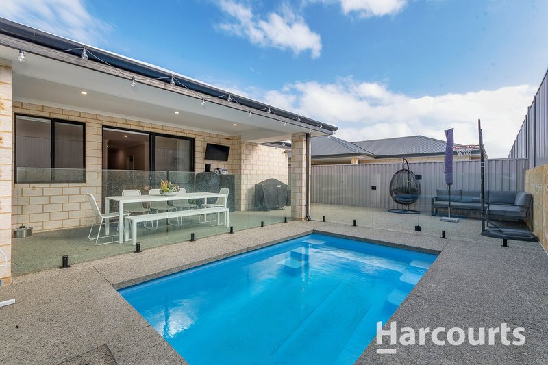 Photo - 19 Eminence Street, Sinagra WA 6065 - Image 2