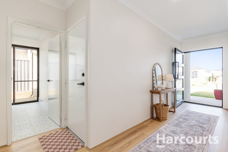 Photo - 19 Eminence Street, Sinagra WA 6065 - Image 5