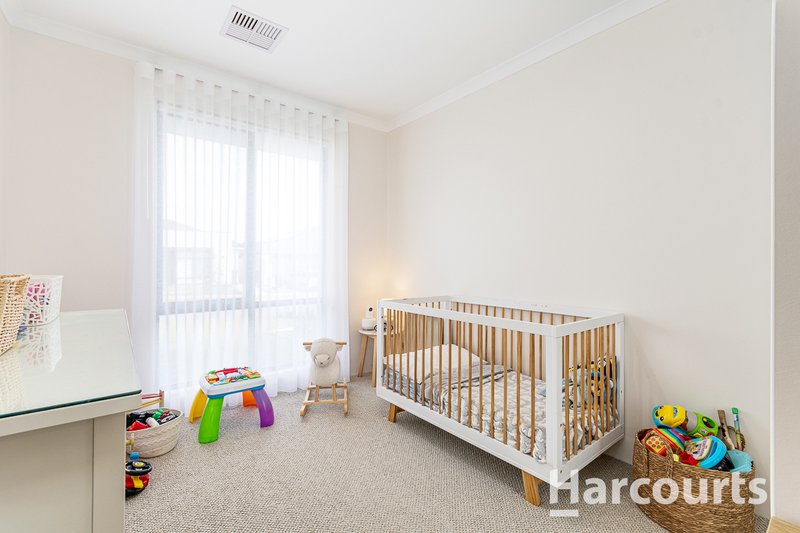 Photo - 19 Eminence Street, Sinagra WA 6065 - Image 25