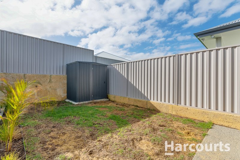 Photo - 19 Eminence Street, Sinagra WA 6065 - Image 33