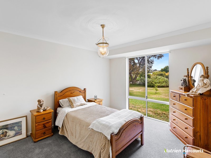 Photo - 19 Endeavour Way, Mckail WA 6330 - Image 12