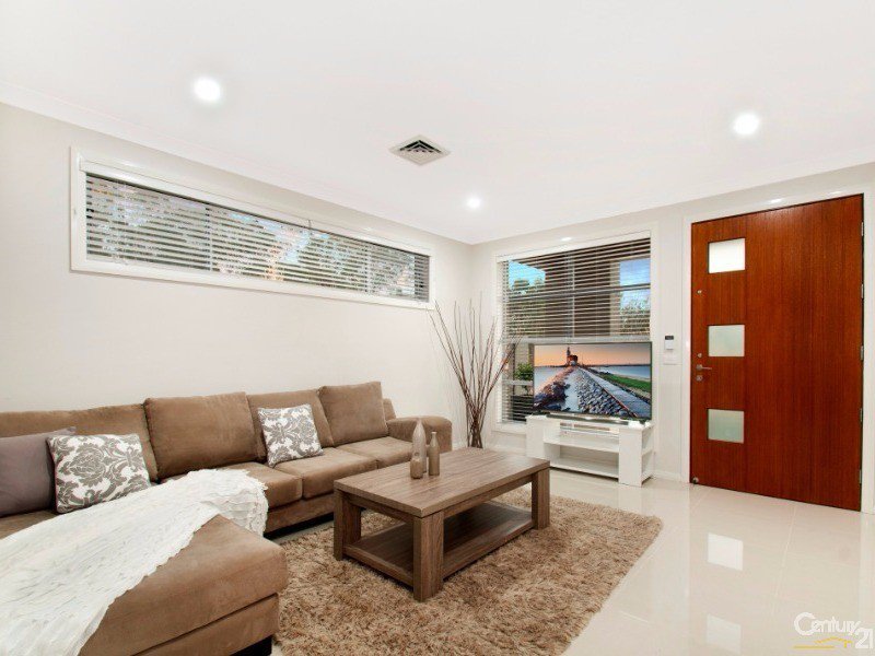 Photo - 19 Estuary Crescent, The Ponds NSW 2769 - Image 2