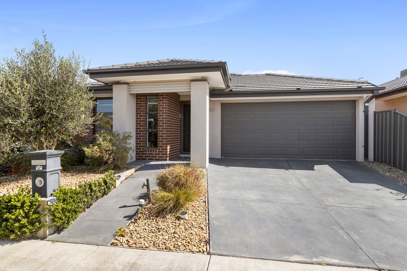 19 Expedition Way, Corio VIC 3214