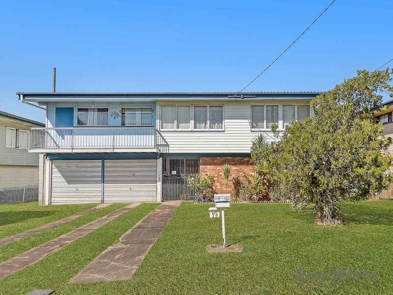 Photo - 19 Fahey Street, Zillmere QLD 4034 - Image 14