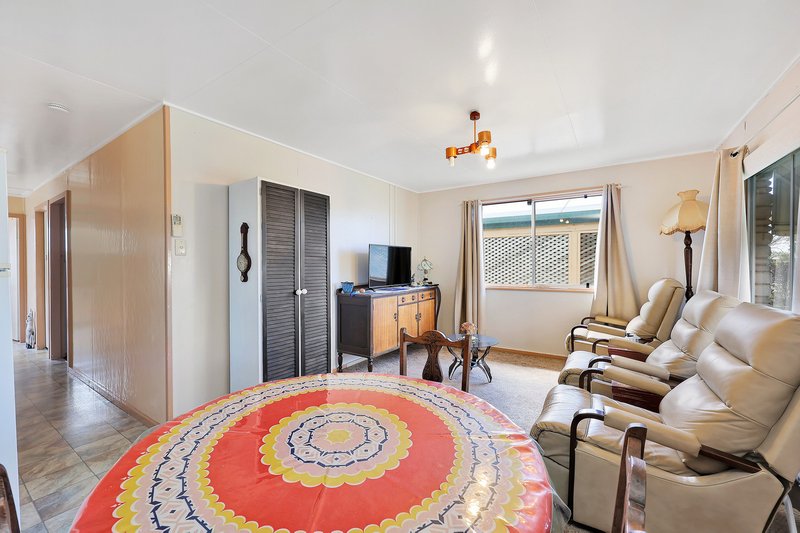 Photo - 19 Fairymead Road, Bundaberg North QLD 4670 - Image 10